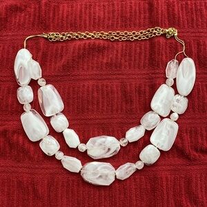 Elegant White and Gold Necklace